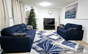1 Bedroom Apartment With Living Room And Full Washroom To Yourself Alone And A Private Car Park